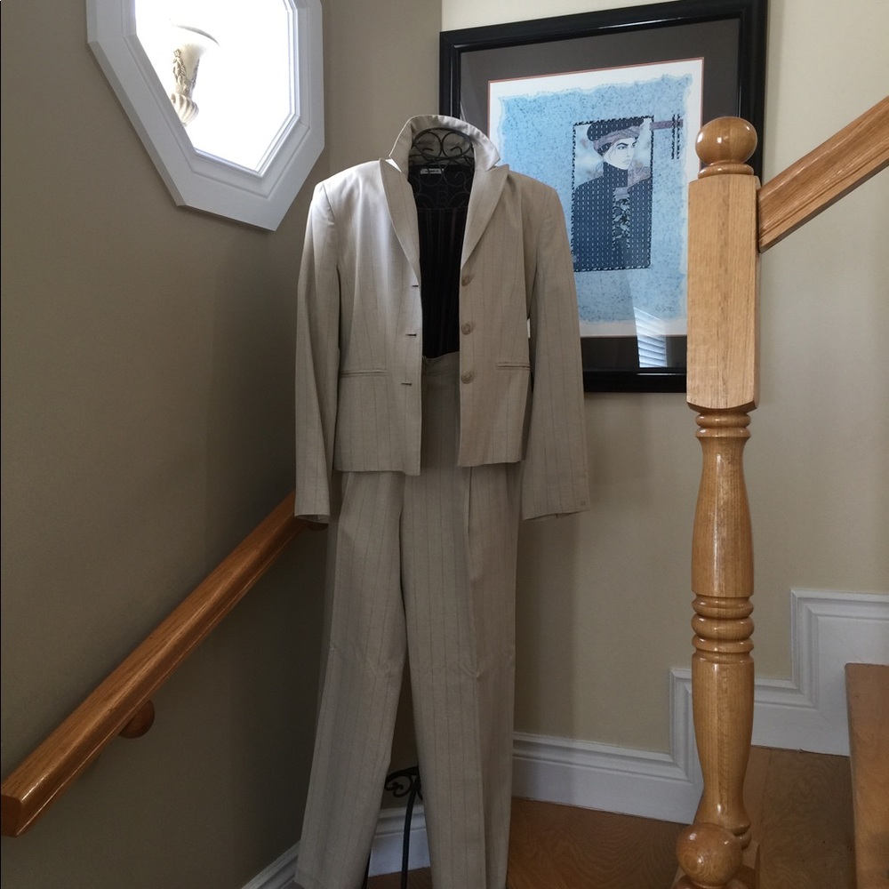 Two piece stripped pant suit.